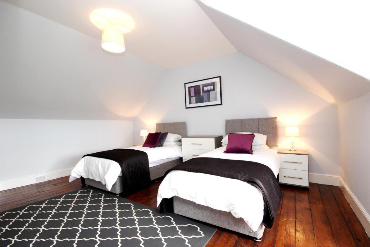 Ferienwohnung Braemount House Barrhead Exterior foto