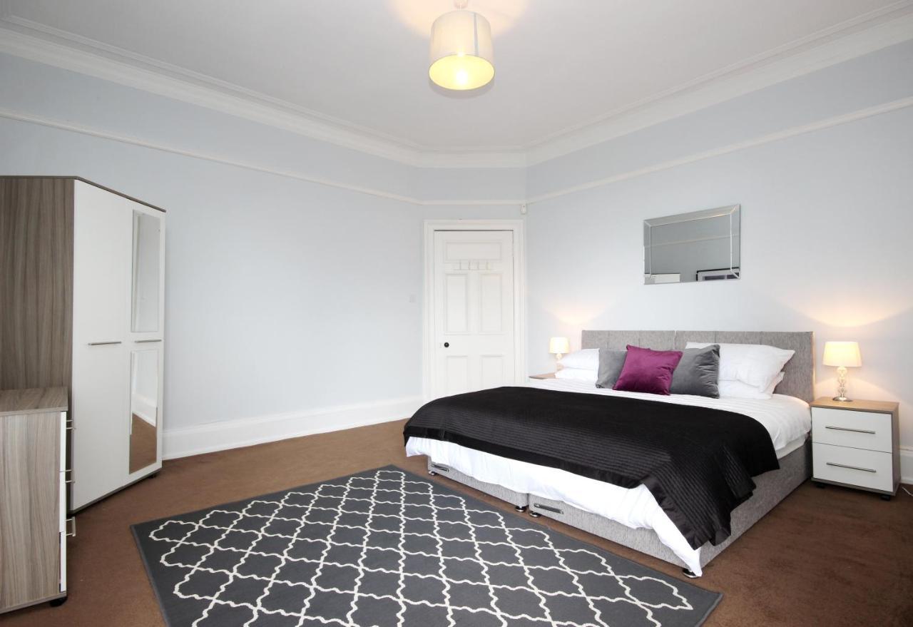 Ferienwohnung Braemount House Barrhead Exterior foto