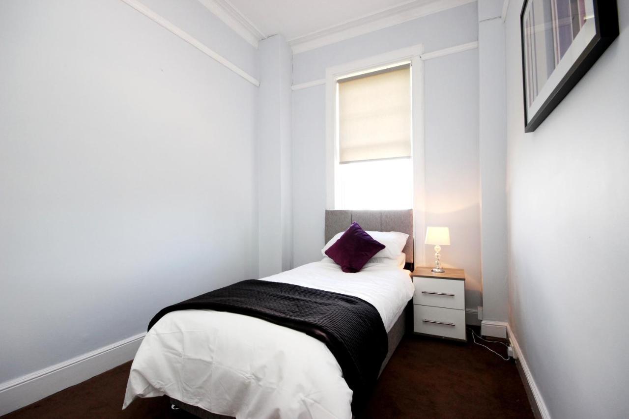 Ferienwohnung Braemount House Barrhead Exterior foto